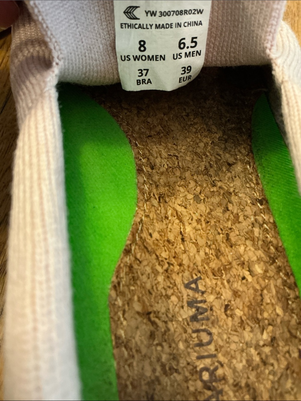 Woman’s Cariuma tan kit slip on sneakers. Size 8. Cream outsole. Like new! Cute! - Picture 5 of 8